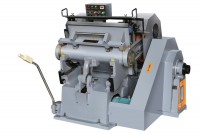 máy bế hàng hộp sau in offset